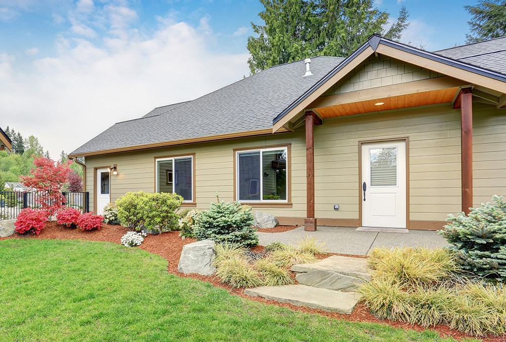 siding contractors available in Hudson