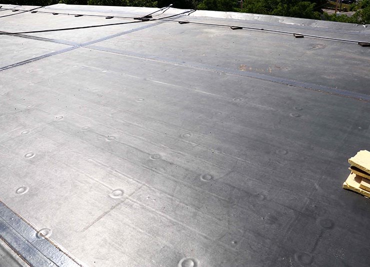 flat roofing installation in acton ma