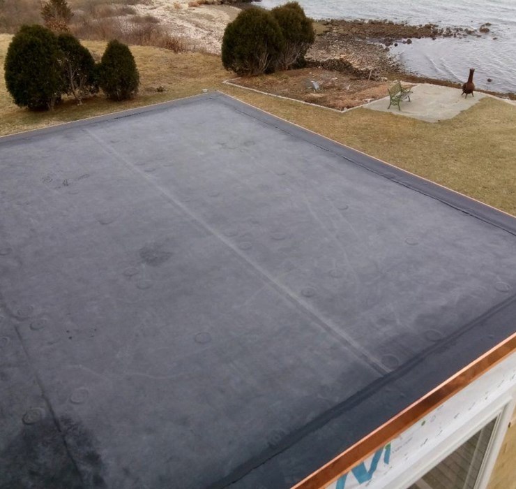 flat roofing services in Franklin, MA